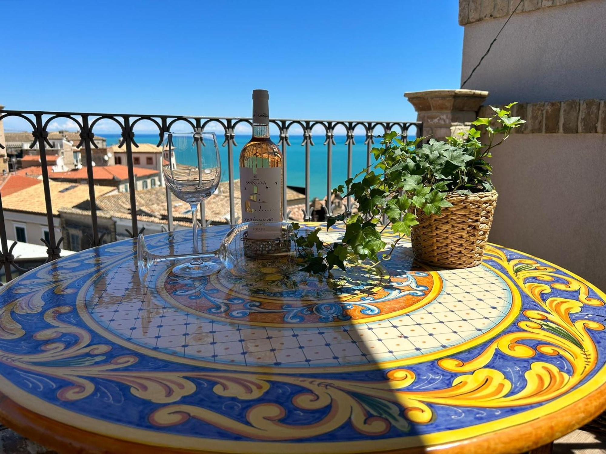 La Fabbrica Di San Pietro Vasto B&B 외부 사진